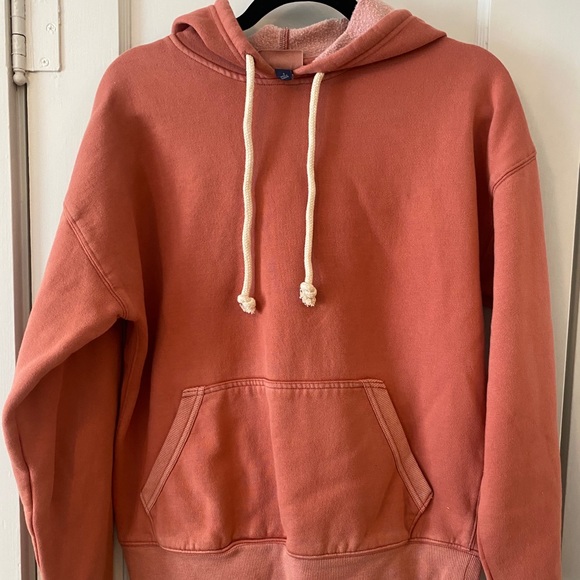 Peach colored hoodie - Picture 2 of 2